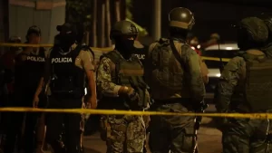 Quito bajo presión: muertes violentas suben 22 % en 2026 y reabre el debate sobre el toque de queda.
