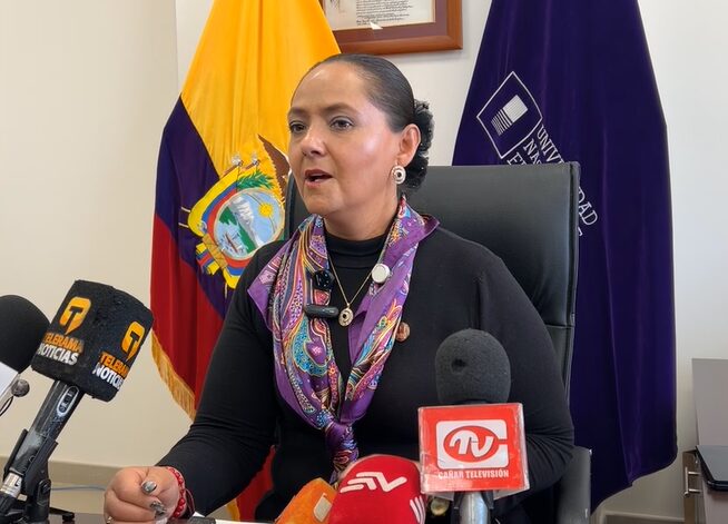 UNAE rechaza intervención del CES y defiende su autonomía institucional.