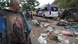 Atentado deja 20 muertos y evidencia la escalada violenta de disidencias de las FARC en Cauca.